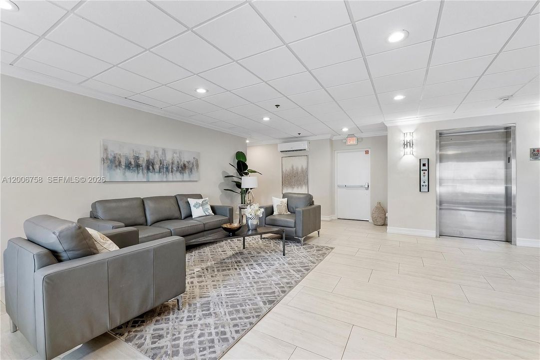 Active With Contract: $835,000 (3 beds, 2 baths, 2339 Square Feet)