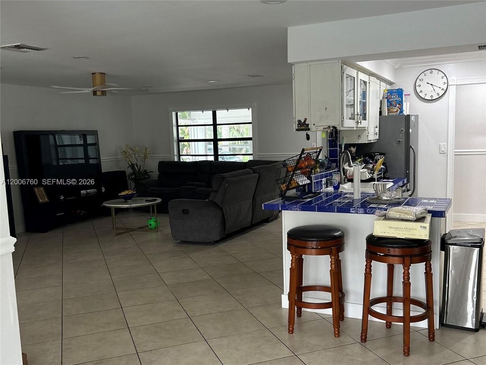 En Renta: $5,500 (3 camas, 2 baños, 1938 Pies cuadrados)