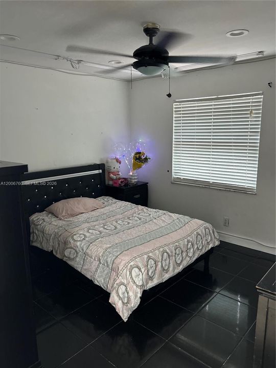 En Renta: $5,500 (3 camas, 2 baños, 1938 Pies cuadrados)