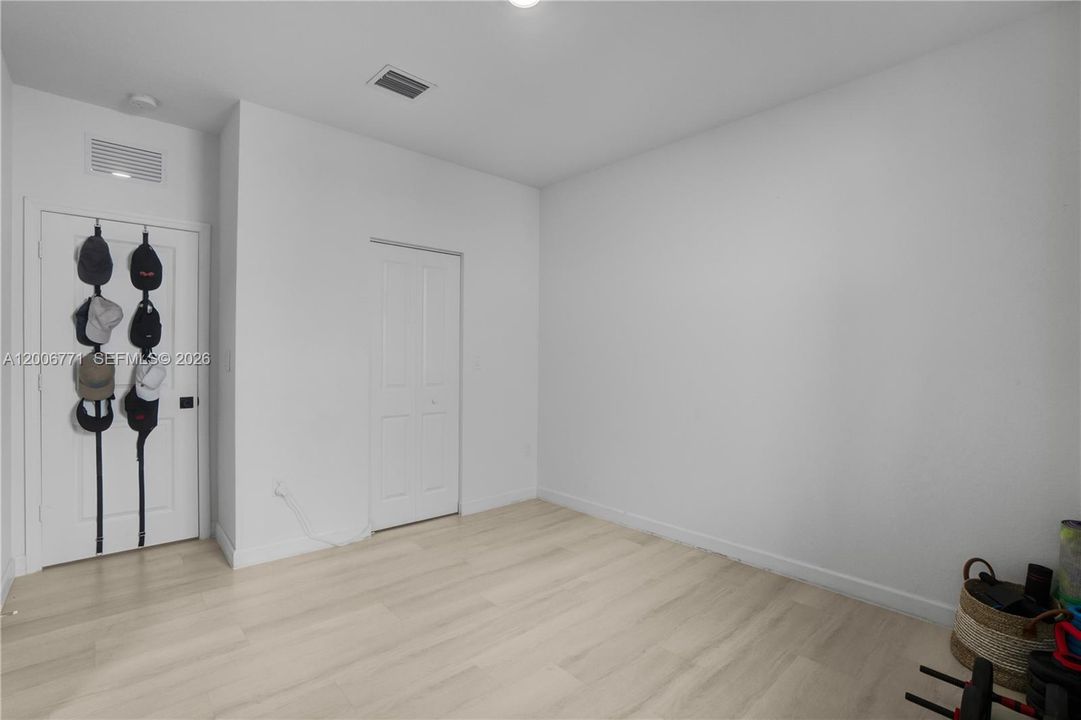 For Sale: $767,500 (3 beds, 2 baths, 1736 Square Feet)