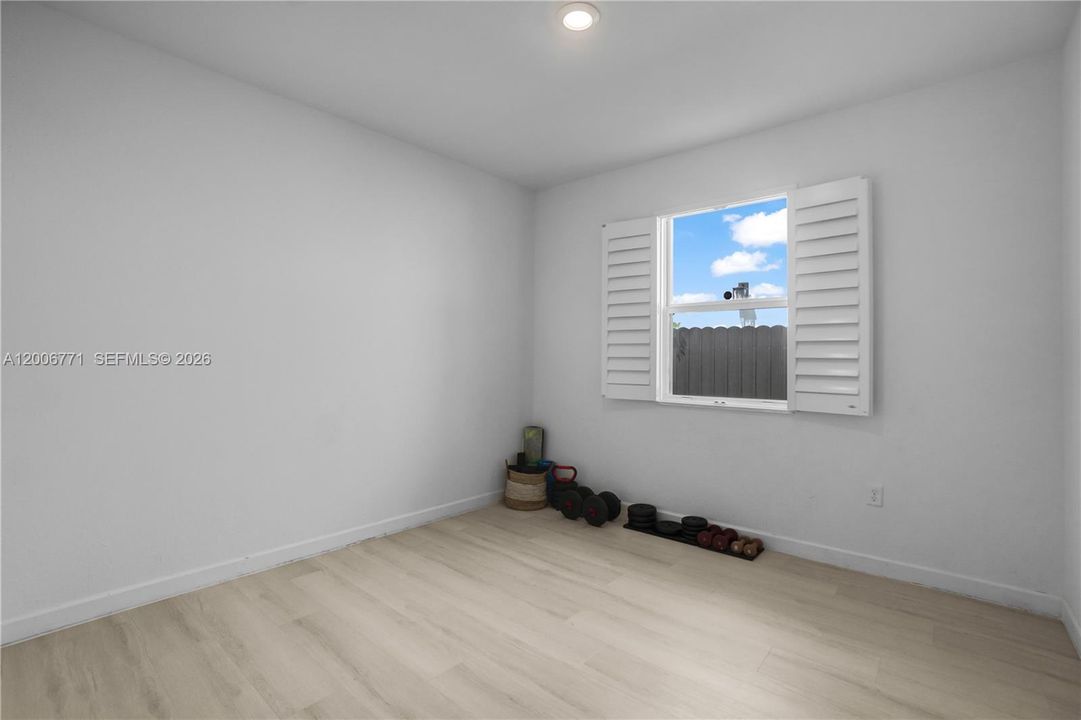 For Sale: $767,500 (3 beds, 2 baths, 1736 Square Feet)