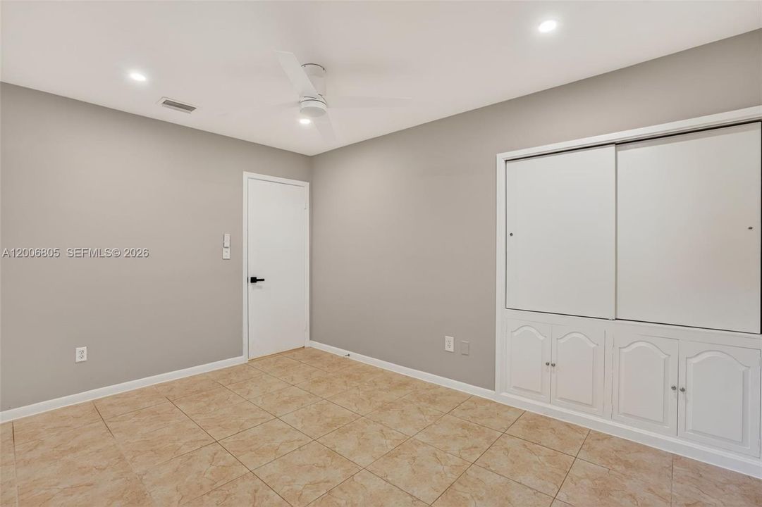 For Sale: $890,000 (3 beds, 2 baths, 1436 Square Feet)