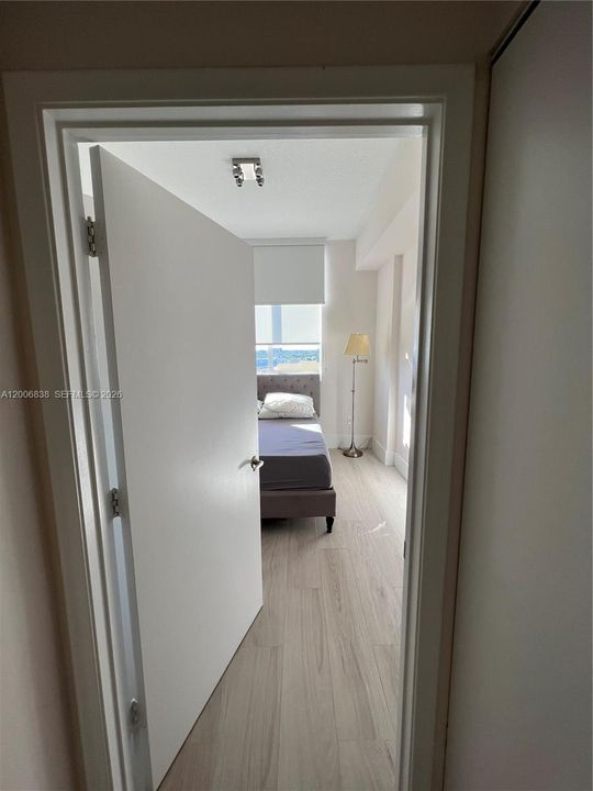 For Sale: $485,000 (2 beds, 2 baths, 1066 Square Feet)