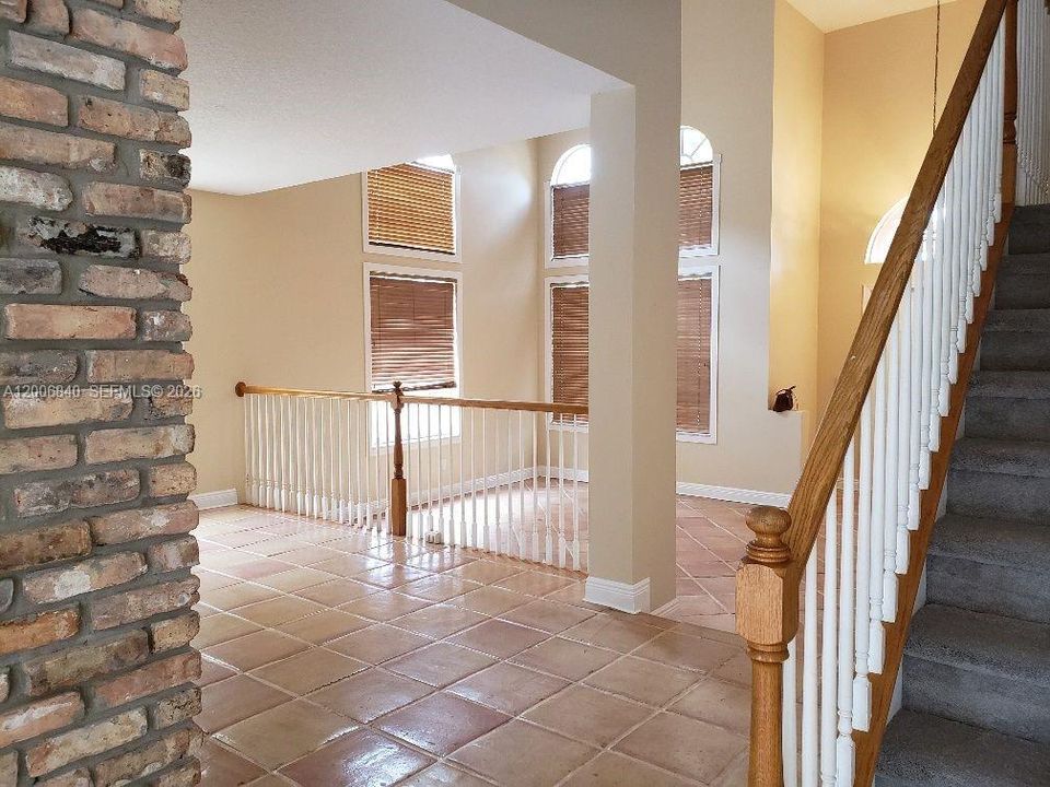 В аренду: $4,500 (5 спален, 3 ванн, 3605 Квадратных фут)