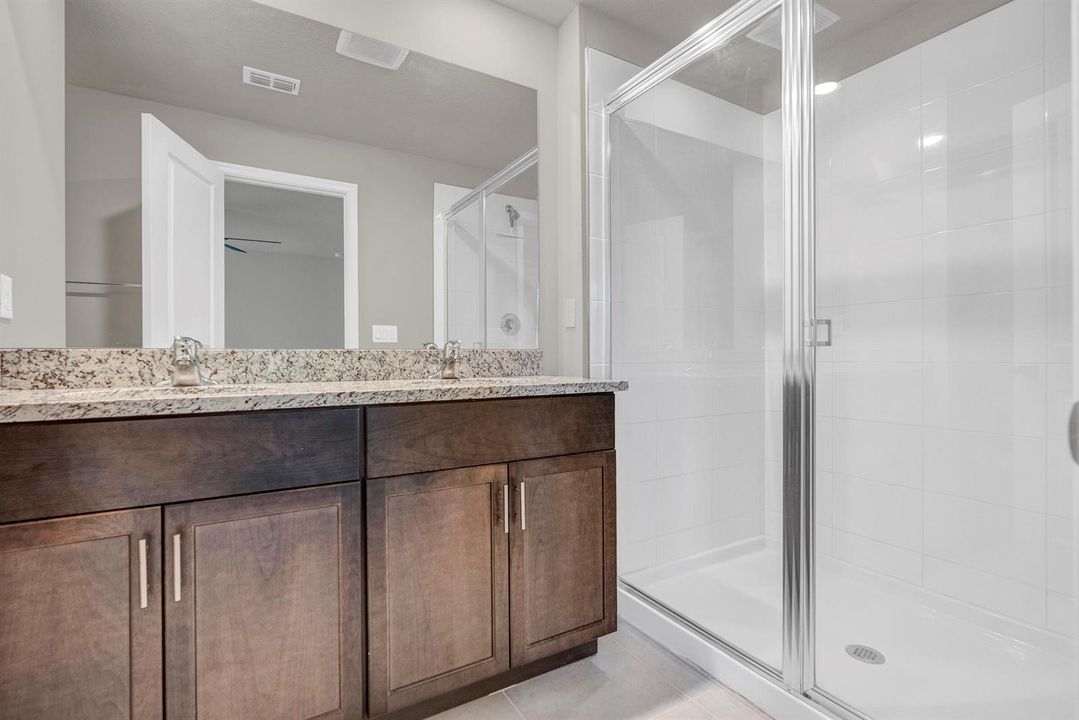 Principal Bathroom