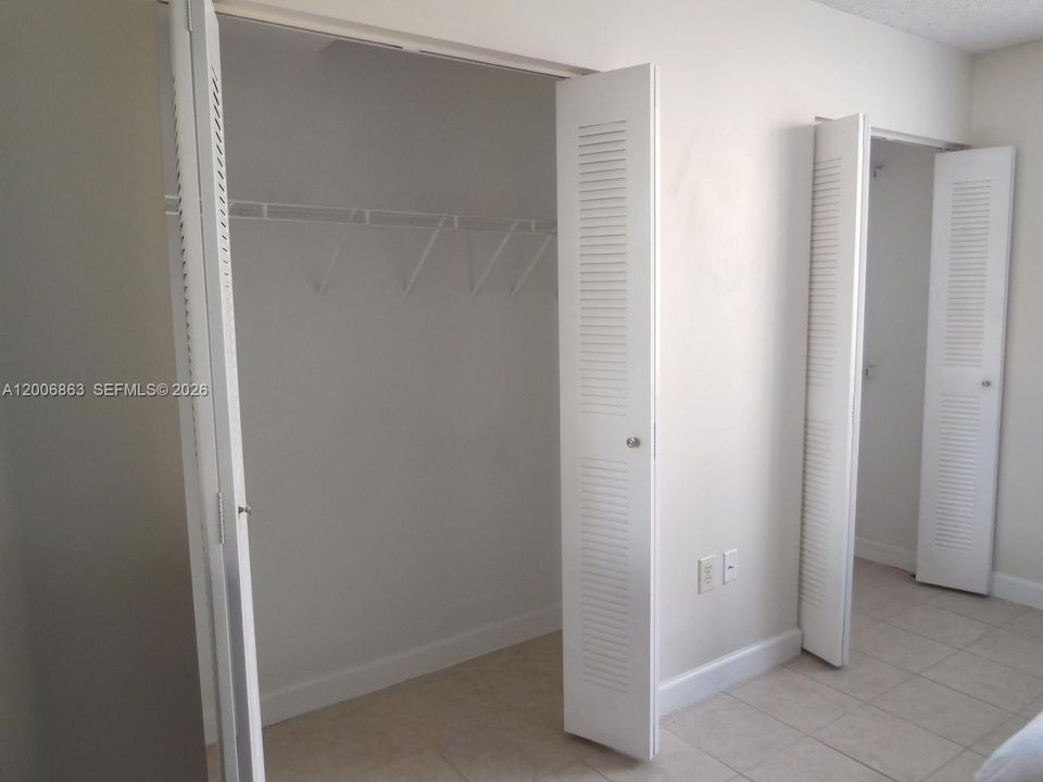 На продажу: $168,000 (1 спален, 1 ванн, 676 Квадратных фут)