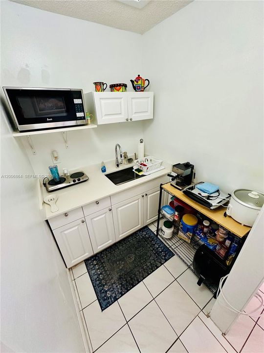 Active With Contract: $675,000 (4 beds, 2 baths, 1630 Square Feet)