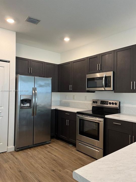 Active With Contract: $2,900 (4 beds, 2 baths, 1820 Square Feet)