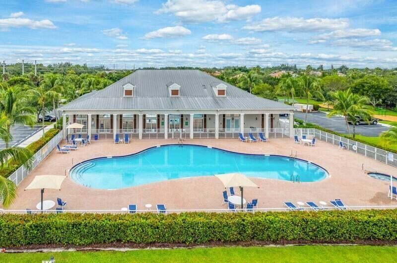 clubhouse madewood