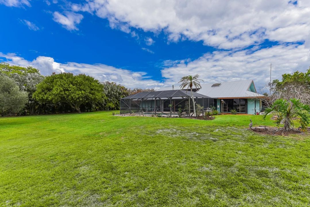 2142 SE Bryson Ave-036-030-1498x1000