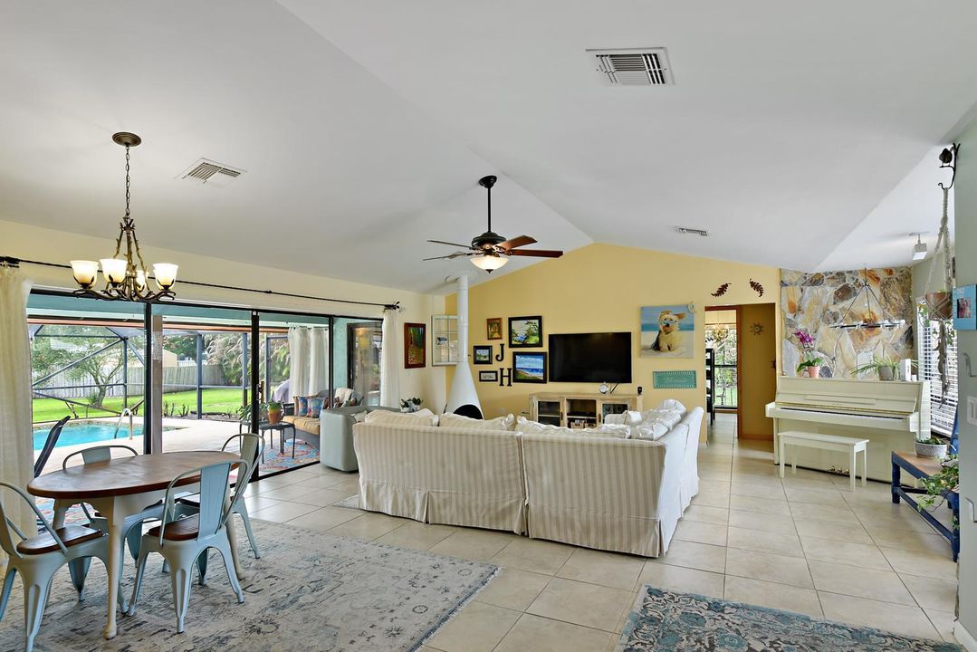 2142 SE Bryson Ave-005-049-1499x1000