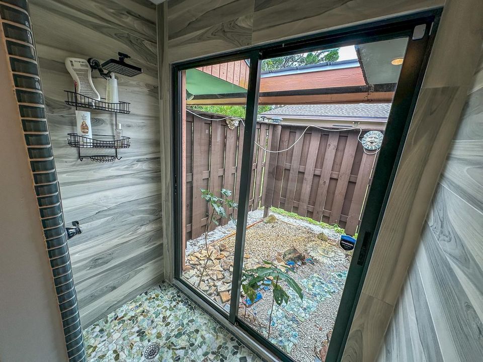 2142 SE Bryson Ave-024-022-1334x1000