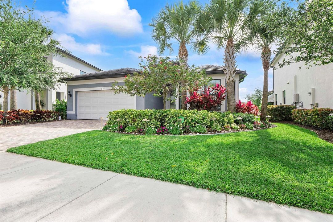 4640 Pinehurst Trl E_081
