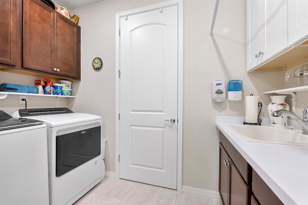 4640 Pinehurst Trl E_076