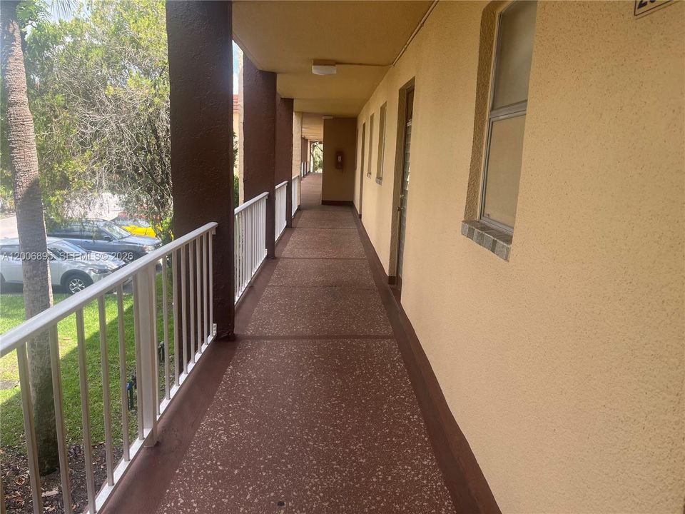 En Venta: $97,900 (1 camas, 1 baños, 640 Pies cuadrados)