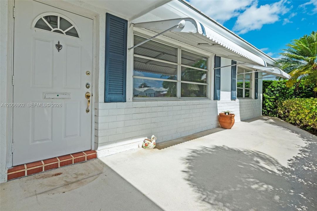For Sale: $290,000 (2 beds, 2 baths, 1428 Square Feet)