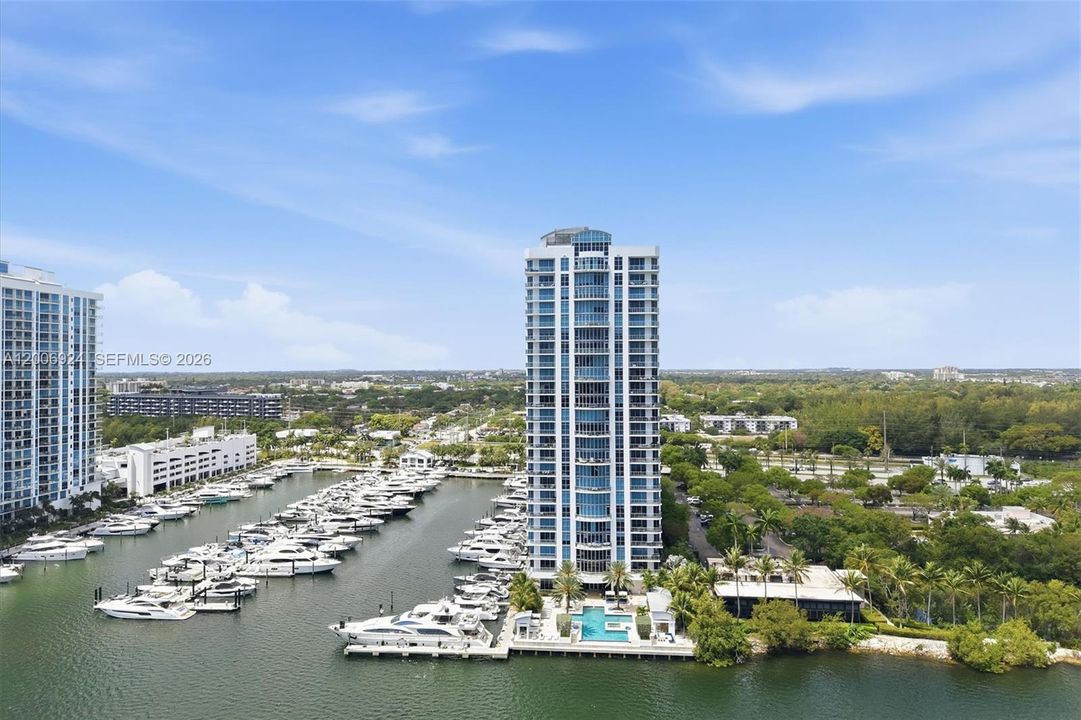 For Sale: $1,149,000 (2 beds, 2 baths, 1718 Square Feet)