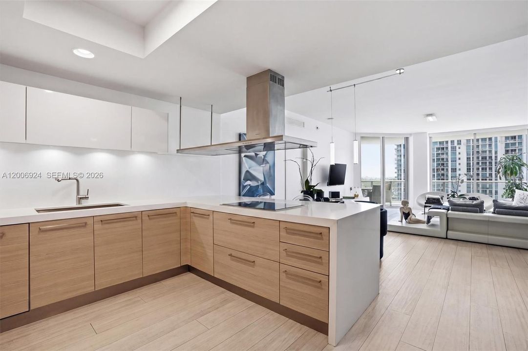 For Sale: $1,149,000 (2 beds, 2 baths, 1718 Square Feet)