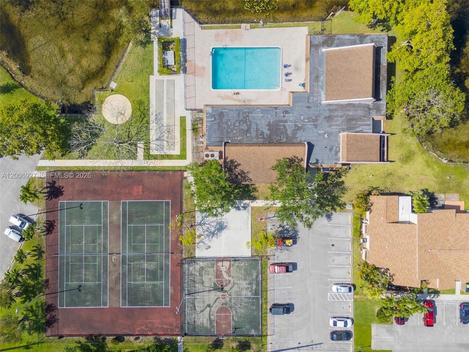 En Venta: $304,000 (3 camas, 2 baños, 1123 Pies cuadrados)