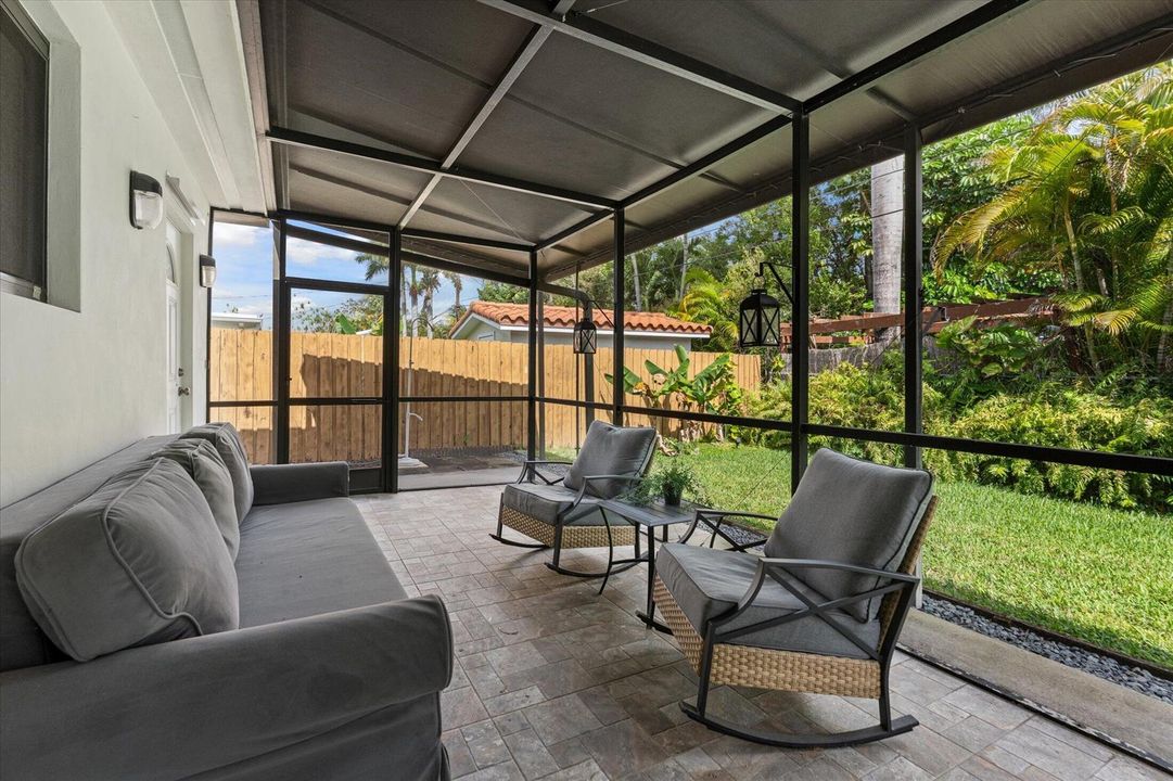 29-1101 NE 4th Ct, Hallandale Beach-24