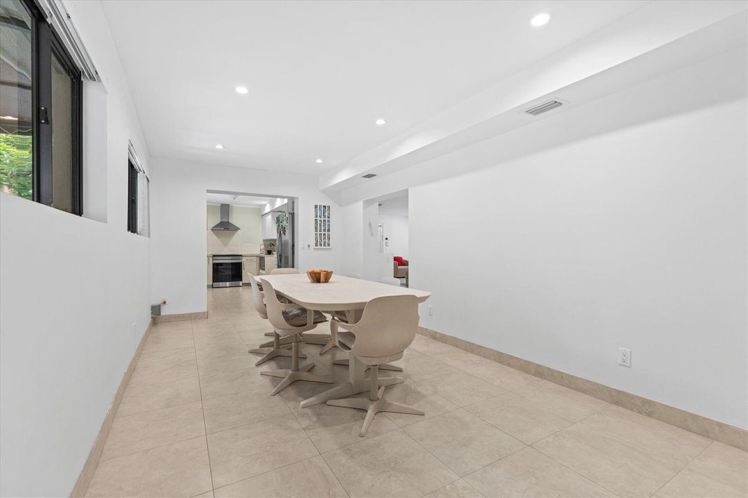 15-1101 NE 4th Ct, Hallandale Beach-44