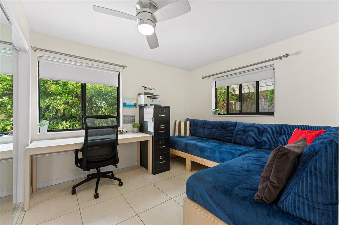 24-1101 NE 4th Ct, Hallandale Beach-17