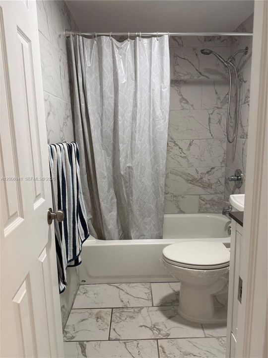 For Sale: $84,900 (1 beds, 1 baths, 620 Square Feet)