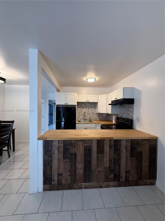 For Sale: $84,900 (1 beds, 1 baths, 620 Square Feet)