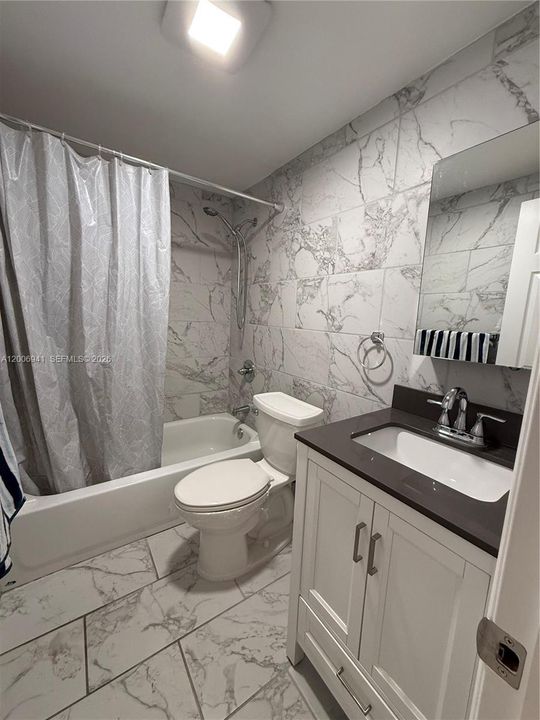 For Sale: $84,900 (1 beds, 1 baths, 620 Square Feet)