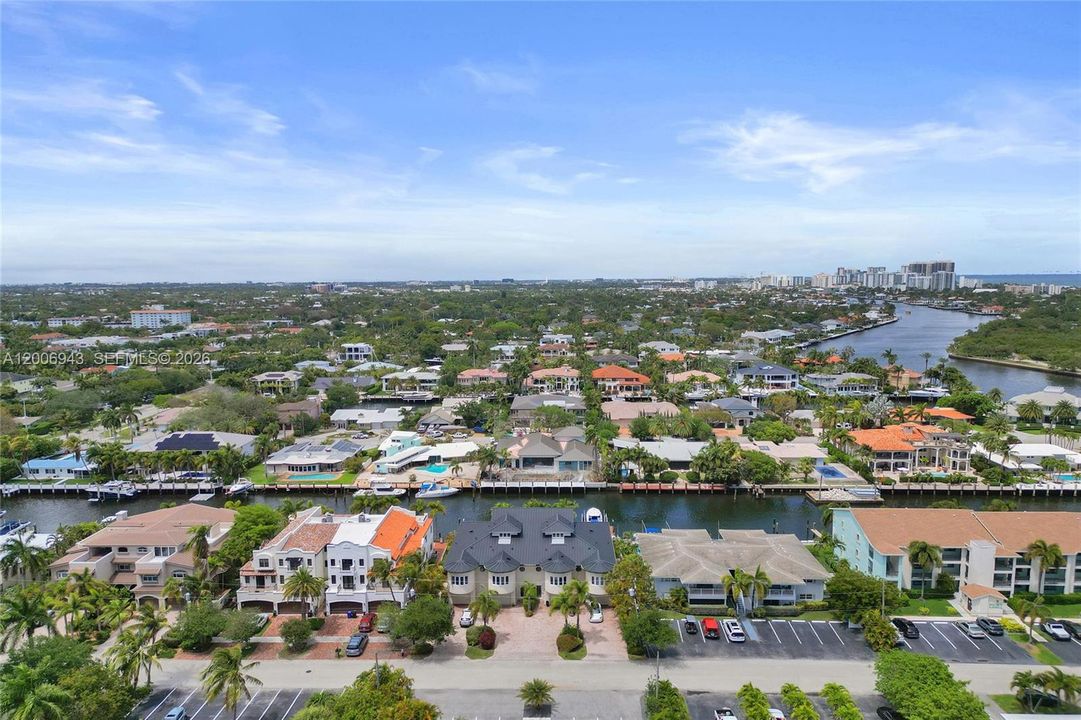 For Sale: $1,699,500 (3 beds, 3 baths, 2995 Square Feet)
