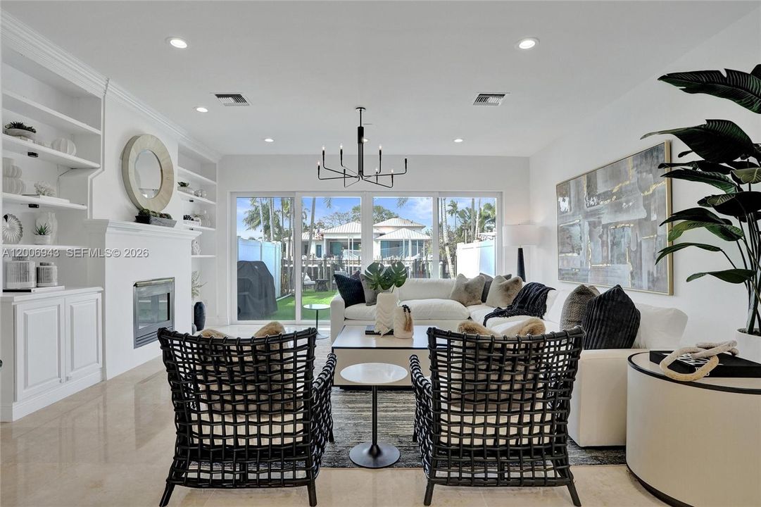 For Sale: $1,699,500 (3 beds, 3 baths, 2995 Square Feet)