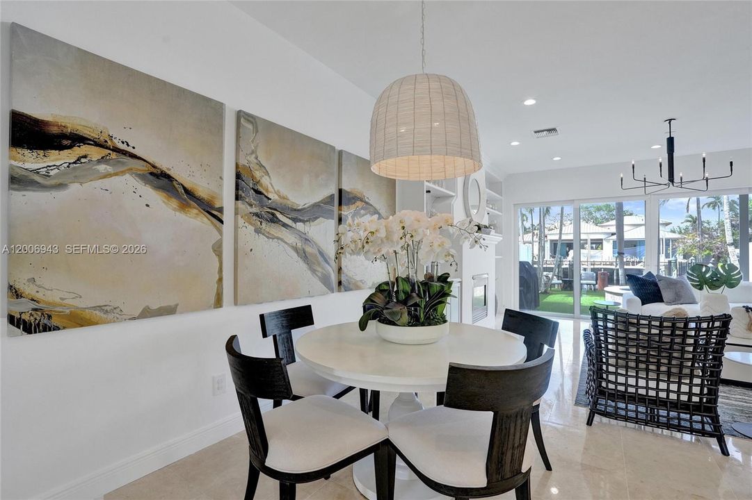 For Sale: $1,699,500 (3 beds, 3 baths, 2995 Square Feet)