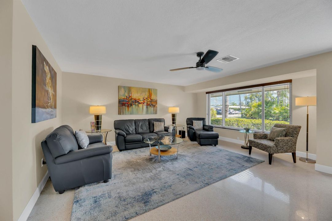 2401 NE 17th Terrace-6