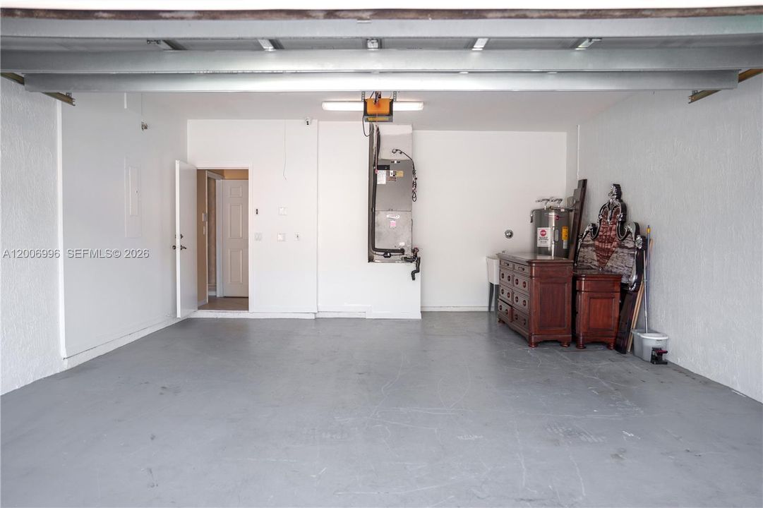 For Sale: $449,000 (3 beds, 2 baths, 2215 Square Feet)