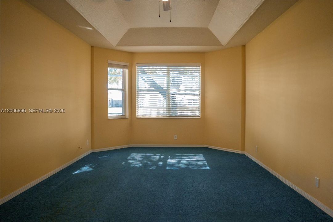 For Sale: $449,000 (3 beds, 2 baths, 2215 Square Feet)
