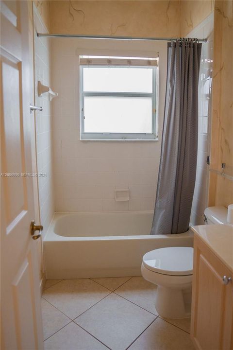 For Sale: $449,000 (3 beds, 2 baths, 2215 Square Feet)