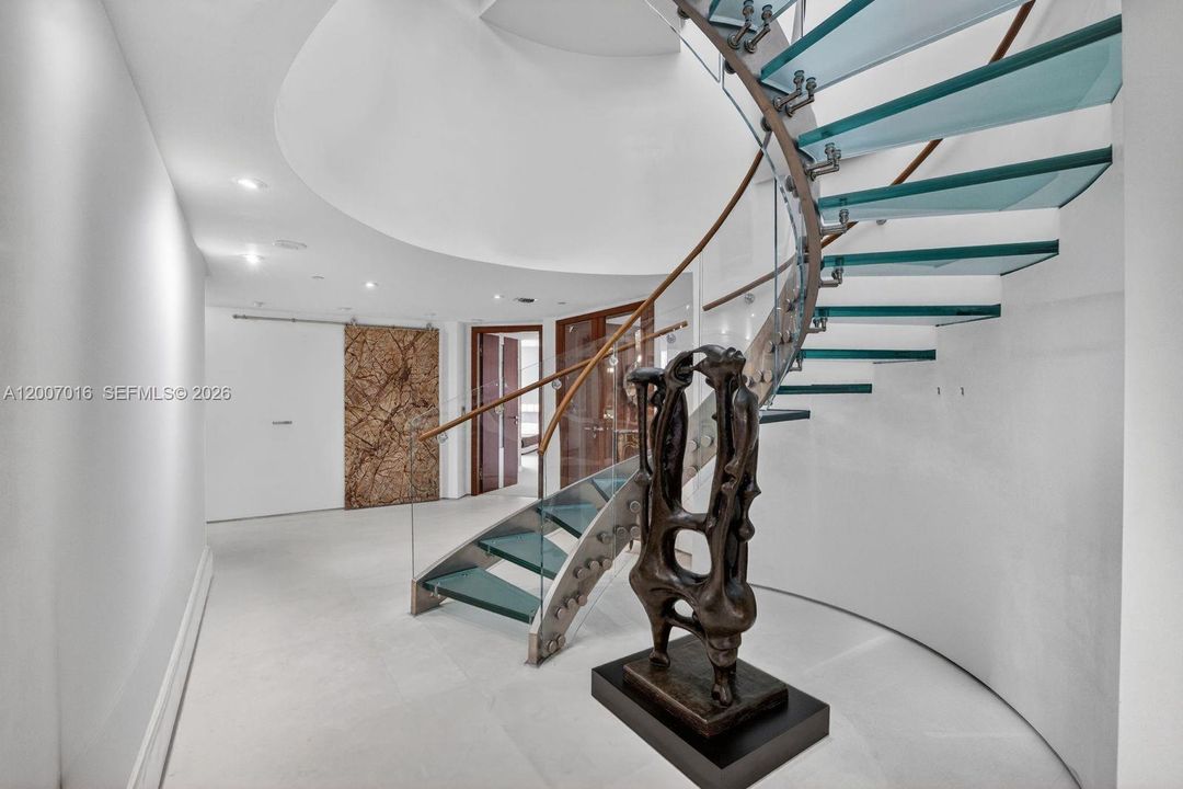 For Sale: $5,800,000 (5 beds, 4 baths, 4930 Square Feet)