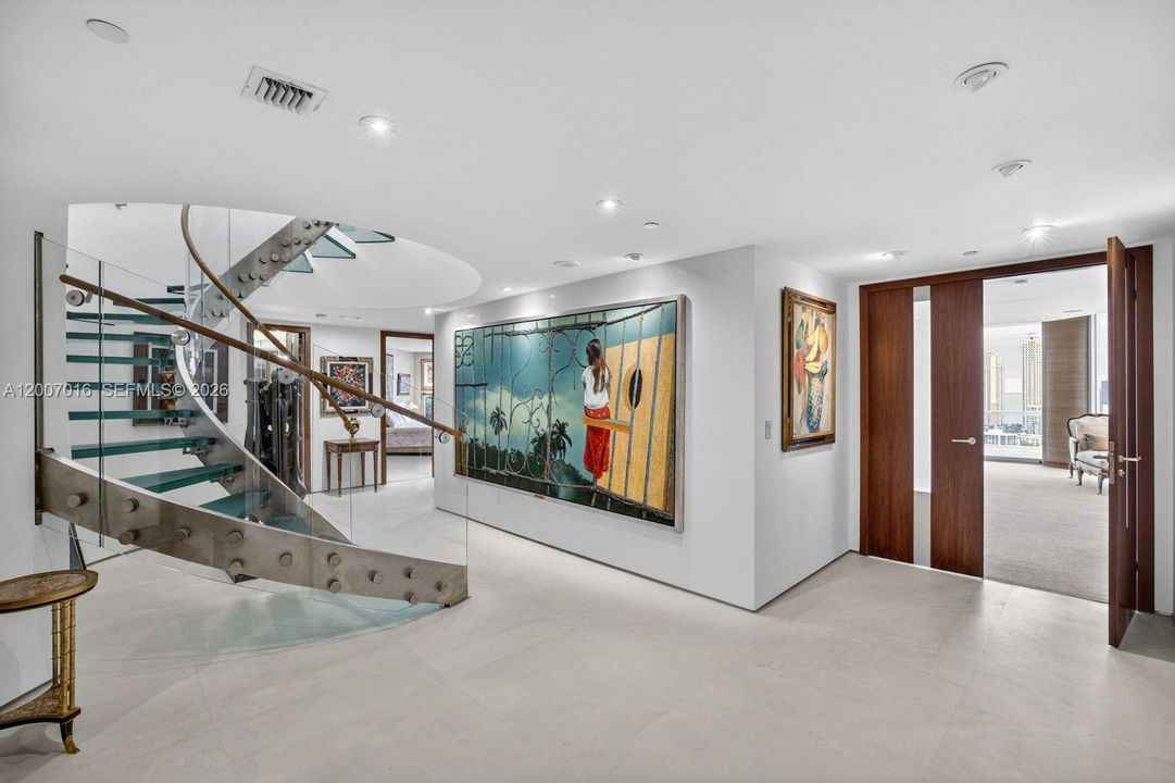 For Sale: $5,800,000 (5 beds, 4 baths, 4930 Square Feet)