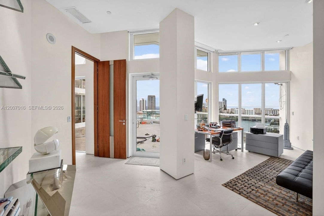 For Sale: $5,800,000 (5 beds, 4 baths, 4930 Square Feet)