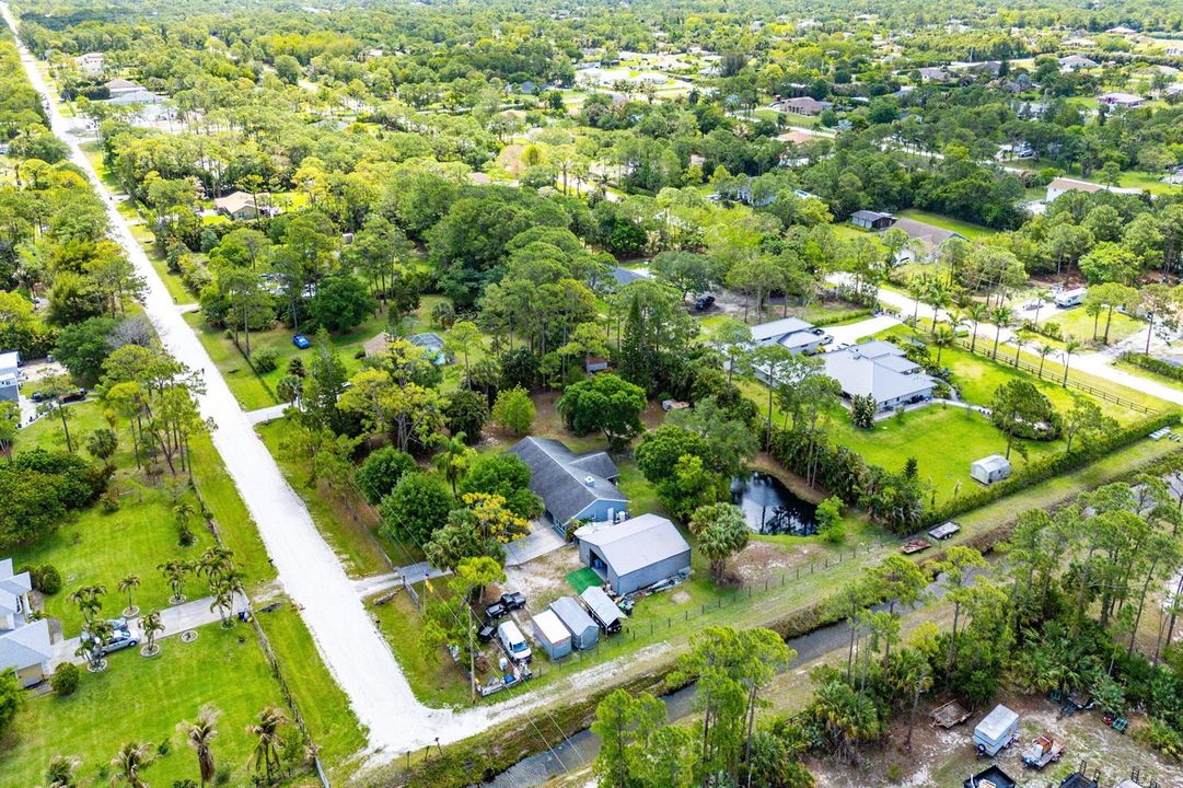 041-1524877thPlaceNorth-TheAcreage-FL-33