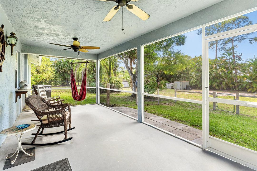 023-1524877thPlaceNorth-TheAcreage-FL-33