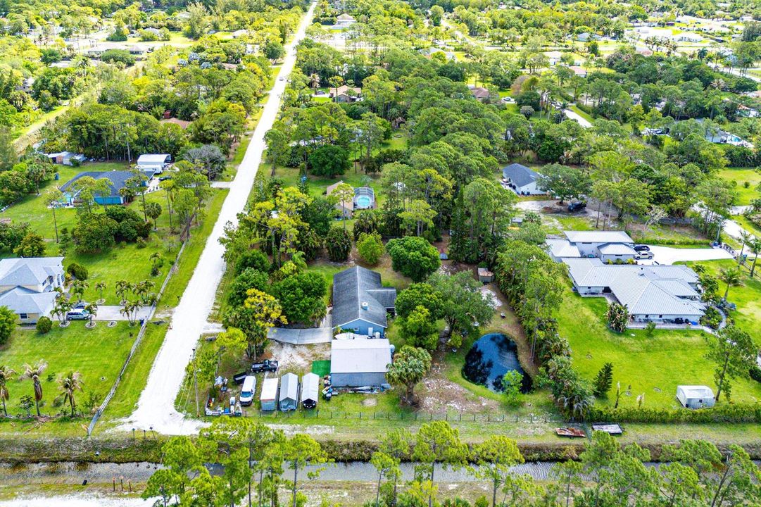 040-1524877thPlaceNorth-TheAcreage-FL-33