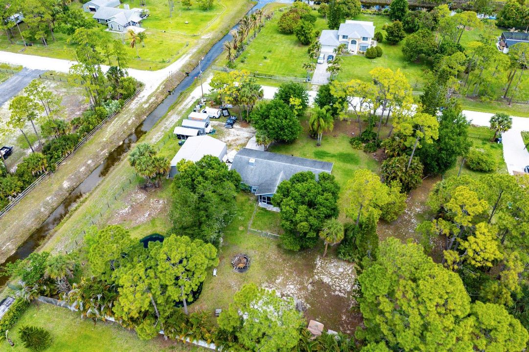 044-1524877thPlaceNorth-TheAcreage-FL-33