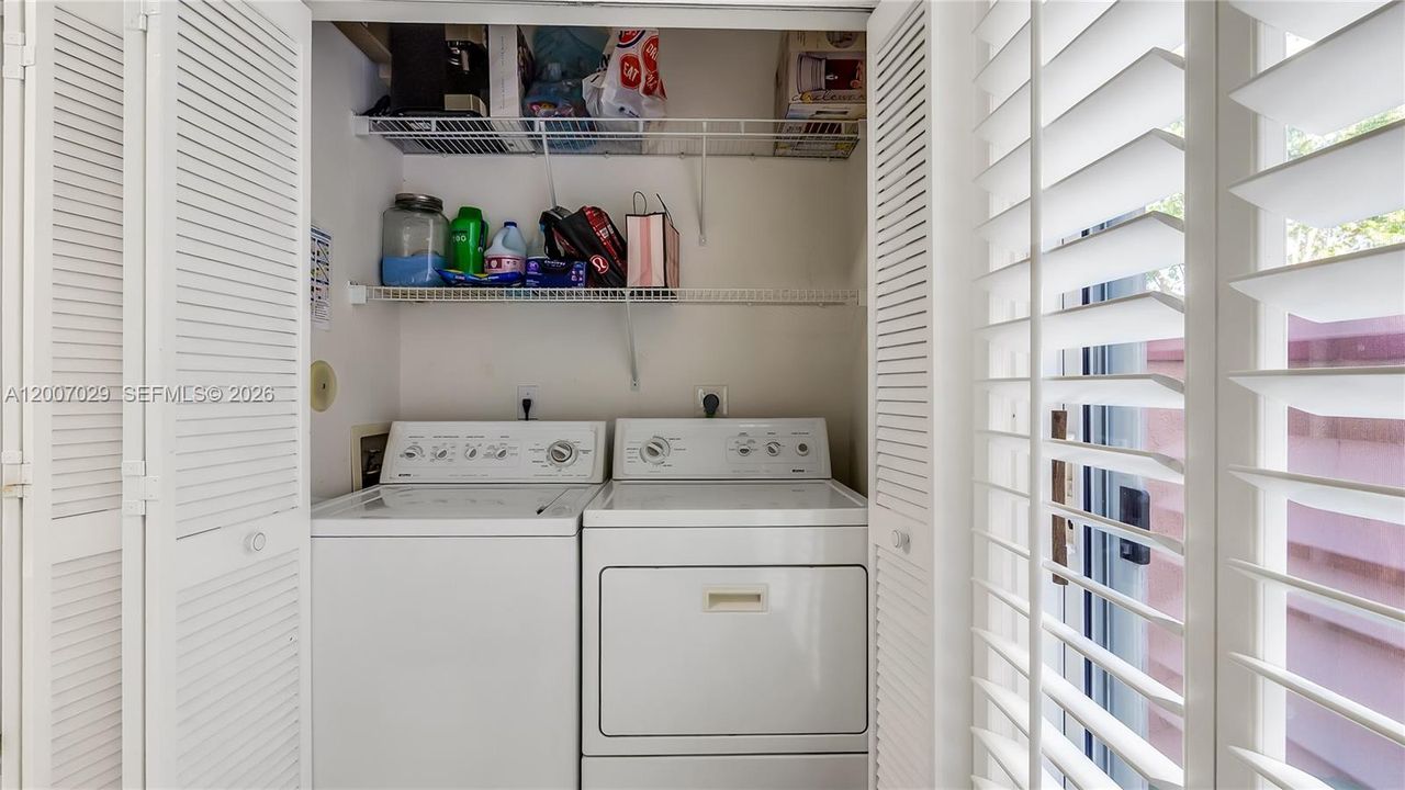 En Venta: $380,000 (3 camas, 2 baños, 1522 Pies cuadrados)