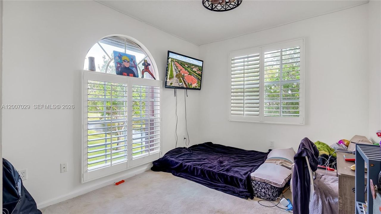 En Venta: $380,000 (3 camas, 2 baños, 1522 Pies cuadrados)