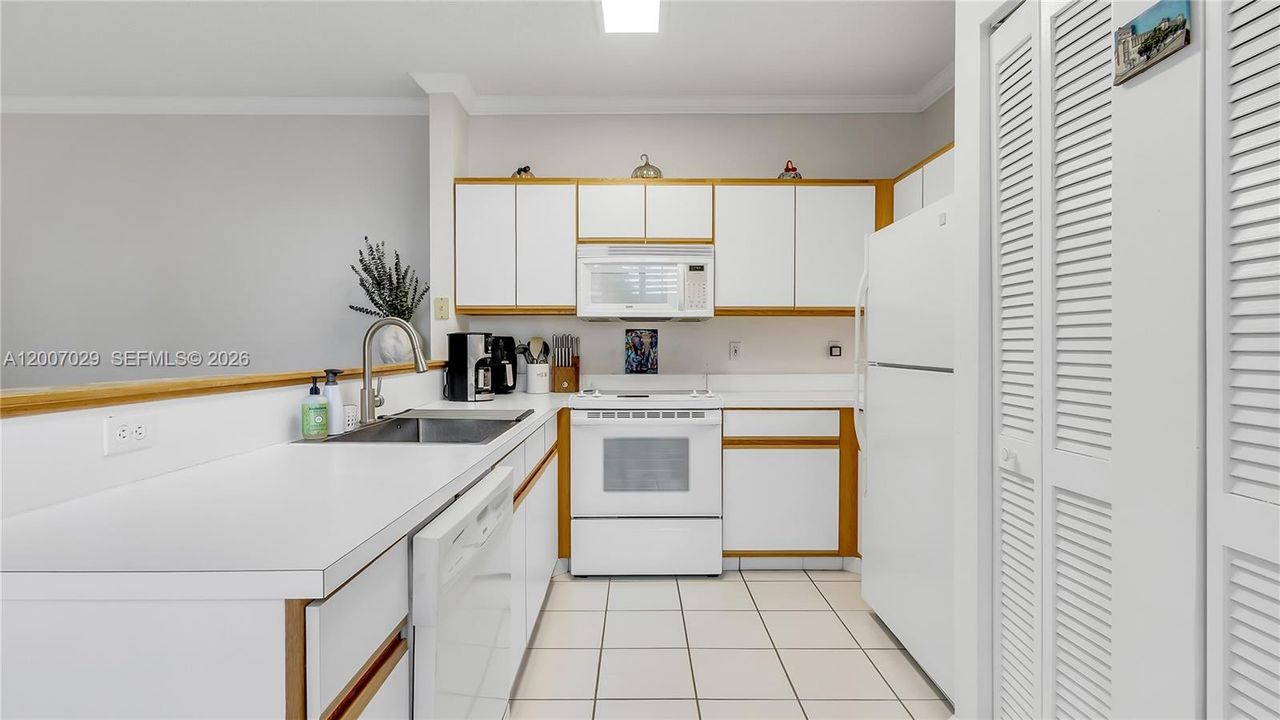 En Venta: $380,000 (3 camas, 2 baños, 1522 Pies cuadrados)