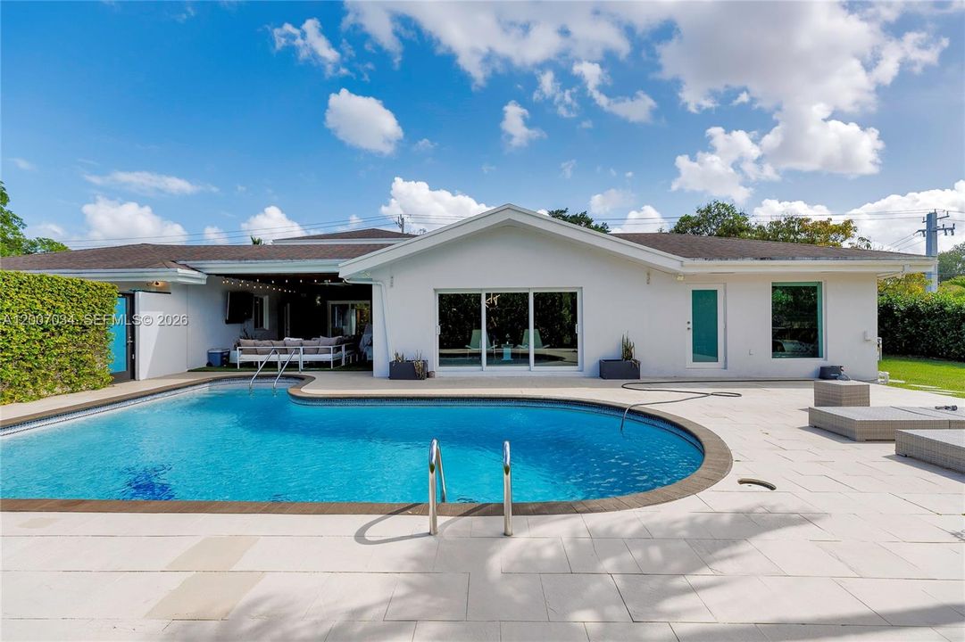 For Rent: $10,500 (4 beds, 3 baths, 0 Square Feet)