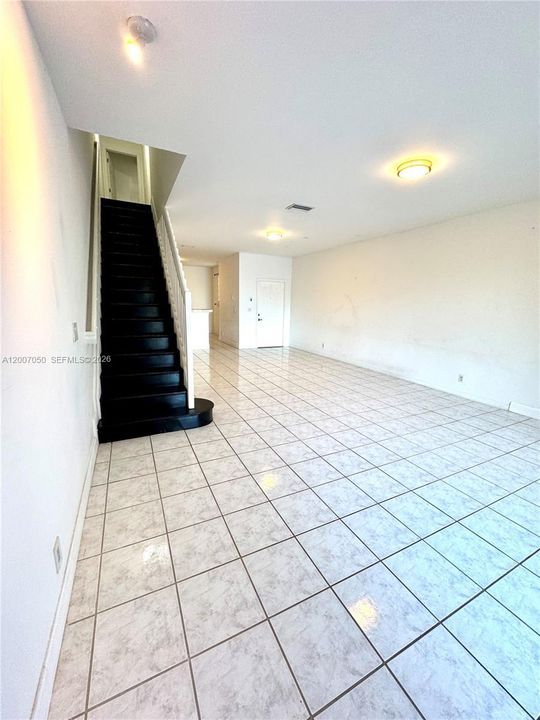 В аренду: $3,500 (3 спален, 2 ванн, 1443 Квадратных фут)