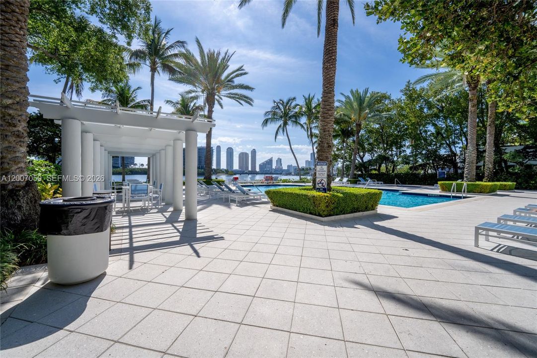 Active With Contract: $590,000 (3 beds, 2 baths, 1320 Square Feet)