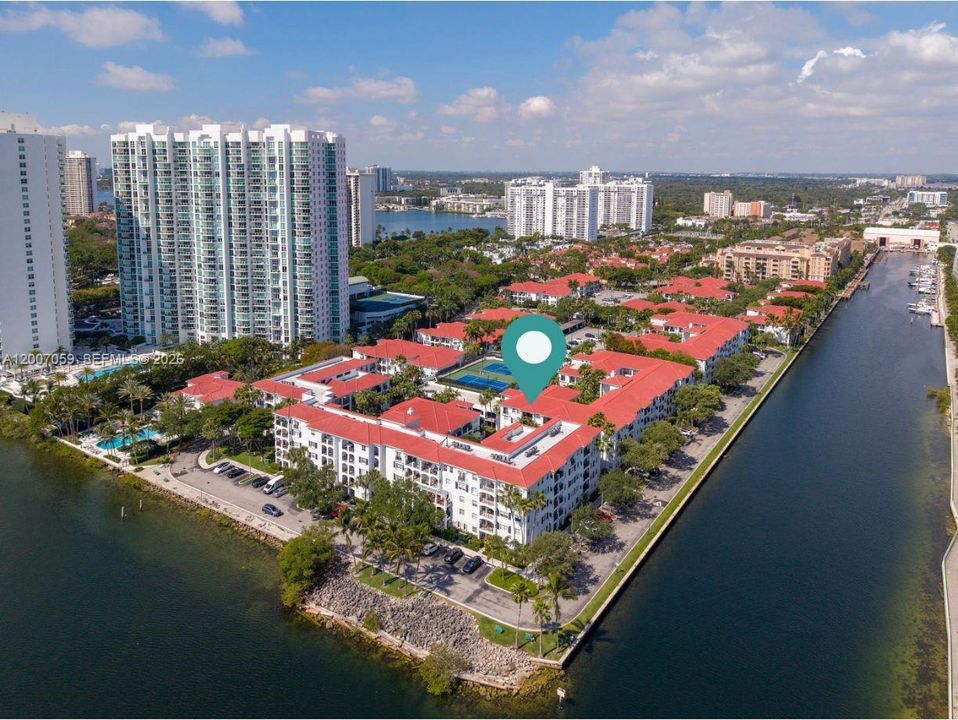 Active With Contract: $590,000 (3 beds, 2 baths, 1320 Square Feet)